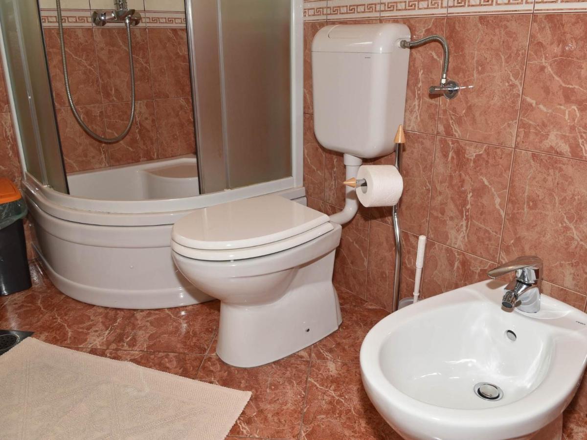 Apartment Manigo Supetar Ngoại thất bức ảnh