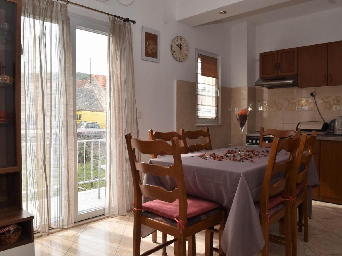 Apartment Manigo Supetar Ngoại thất bức ảnh