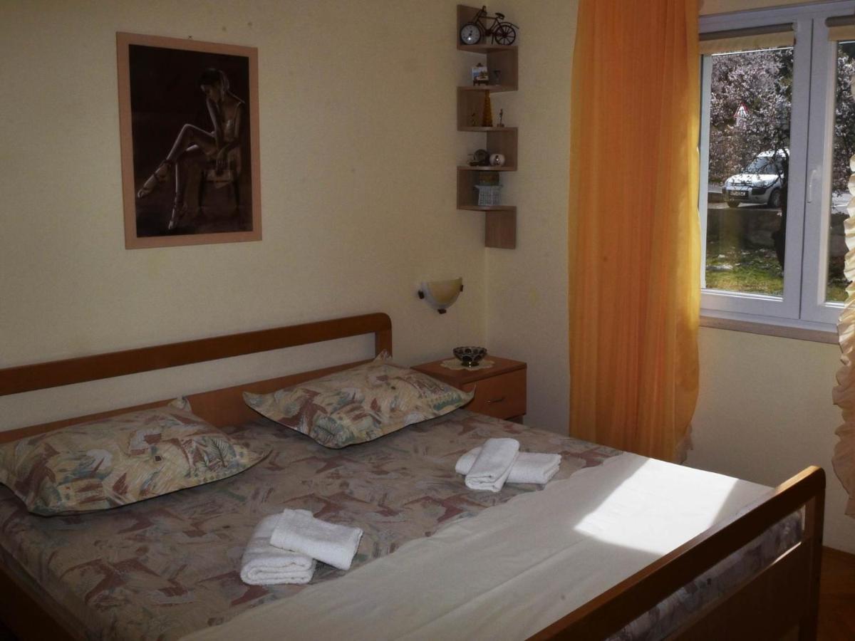 Apartment Manigo Supetar Ngoại thất bức ảnh