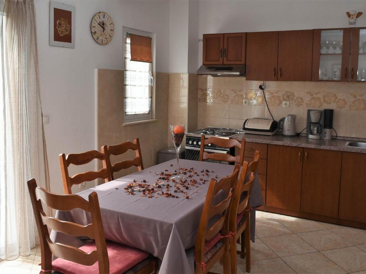 Apartment Manigo Supetar Ngoại thất bức ảnh