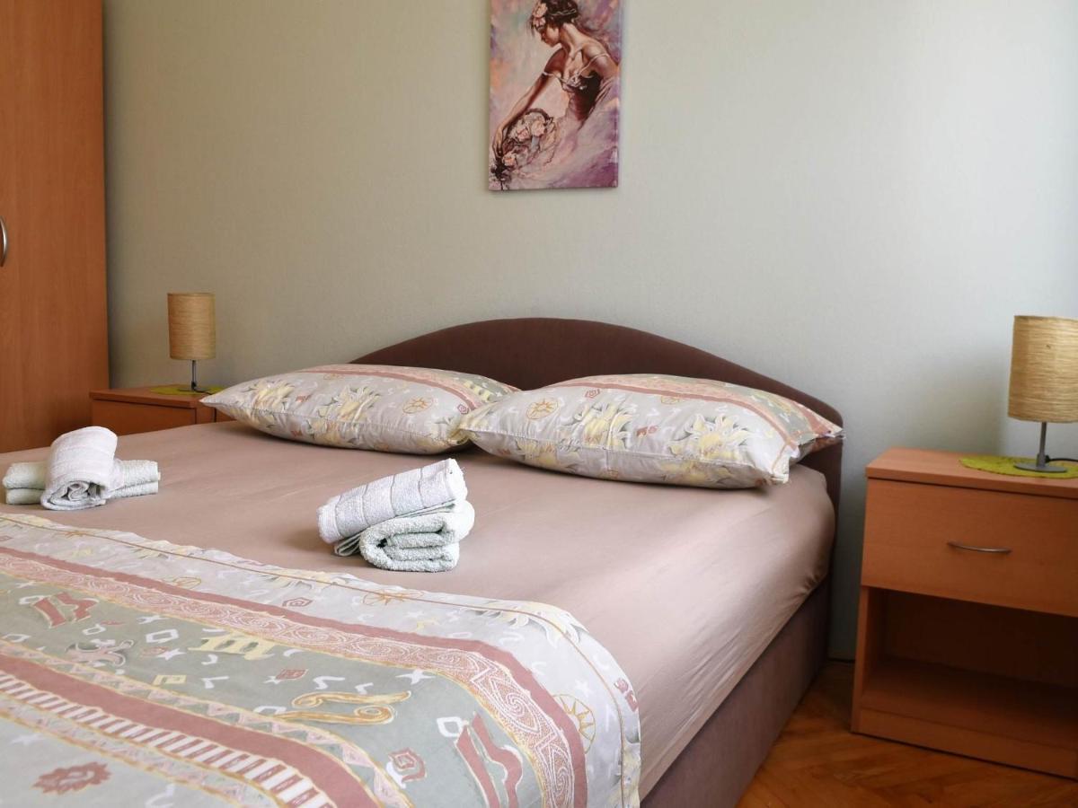 Apartment Manigo Supetar Ngoại thất bức ảnh